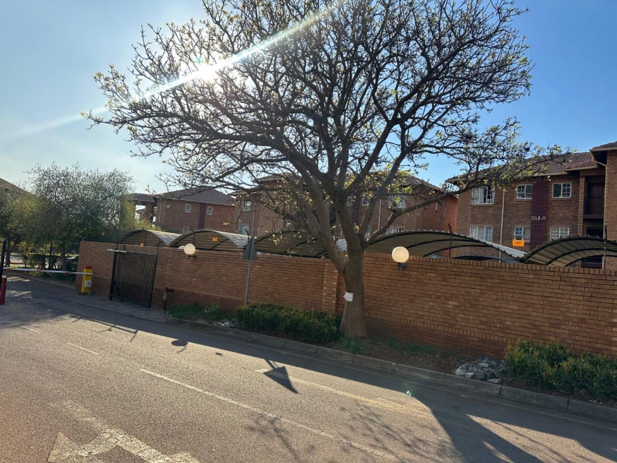 To Let 2 Bedroom Property for Rent in Annlin Gauteng