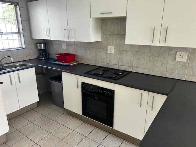 2 Bedroom Property for Sale in New Redruth Gauteng