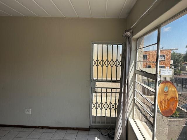2 Bedroom Property for Sale in New Redruth Gauteng