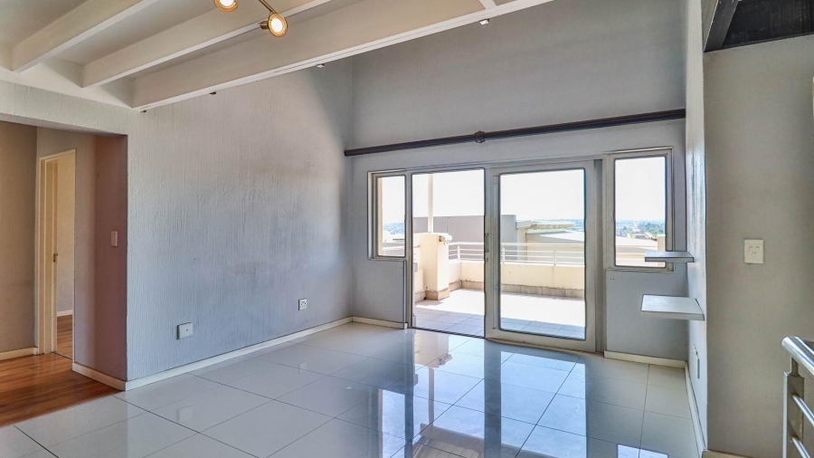 2 Bedroom Property for Sale in Beverley Gauteng