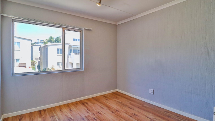 2 Bedroom Property for Sale in Beverley Gauteng