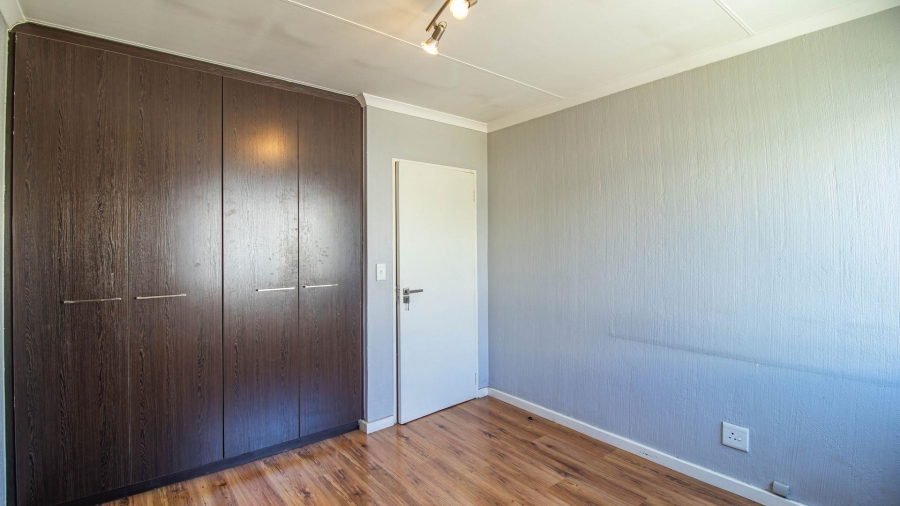 2 Bedroom Property for Sale in Beverley Gauteng