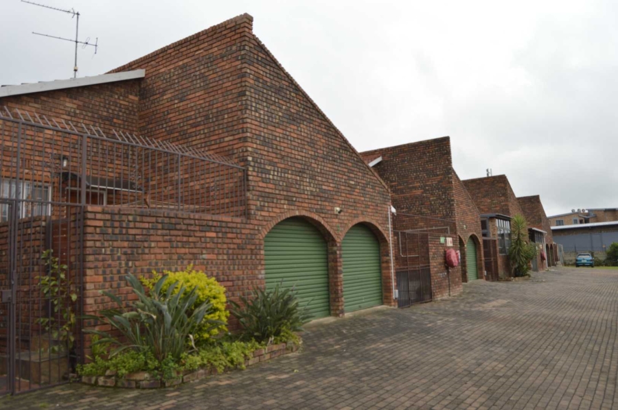 3 Bedroom Property for Sale in Birchleigh Gauteng