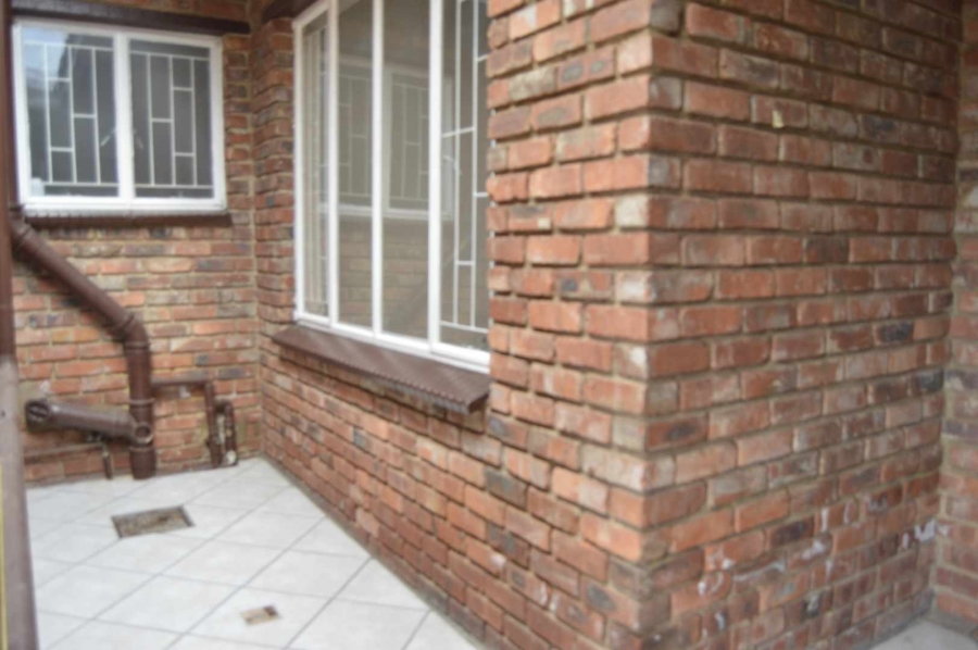 3 Bedroom Property for Sale in Birchleigh Gauteng