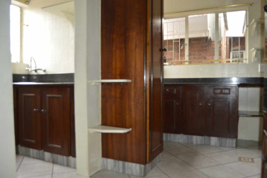 3 Bedroom Property for Sale in Birchleigh Gauteng