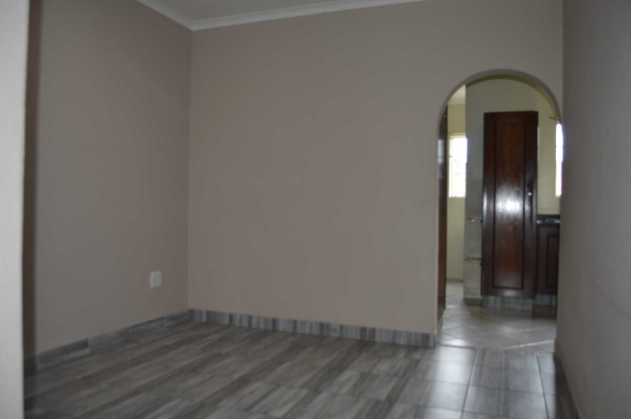 3 Bedroom Property for Sale in Birchleigh Gauteng