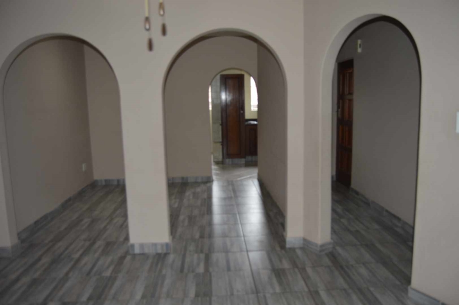3 Bedroom Property for Sale in Birchleigh Gauteng