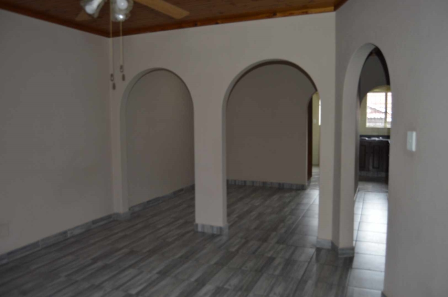 3 Bedroom Property for Sale in Birchleigh Gauteng