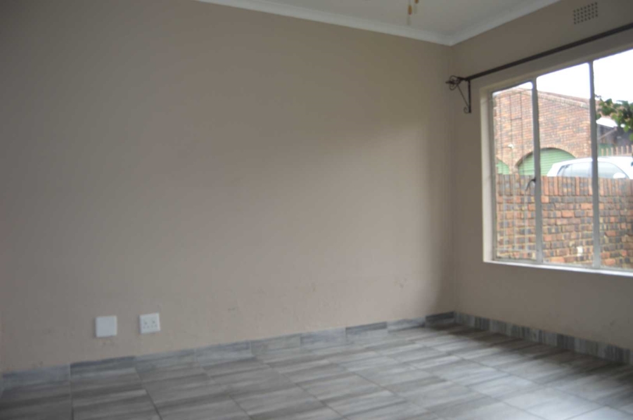 3 Bedroom Property for Sale in Birchleigh Gauteng