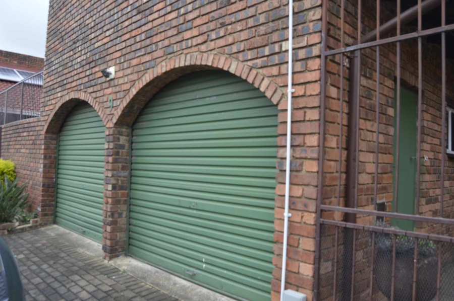 3 Bedroom Property for Sale in Birchleigh Gauteng