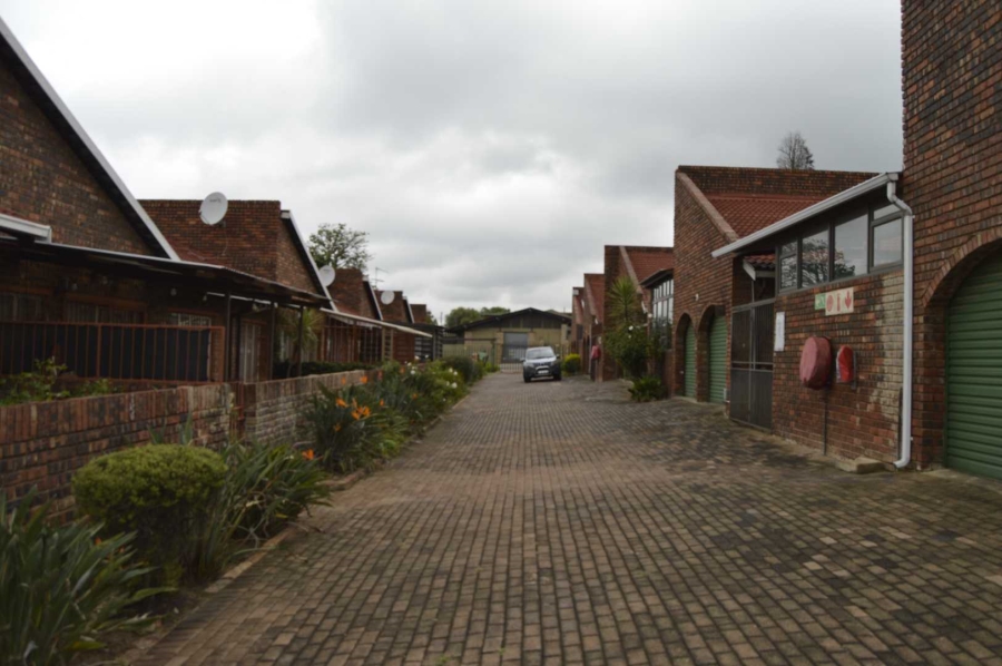 3 Bedroom Property for Sale in Birchleigh Gauteng