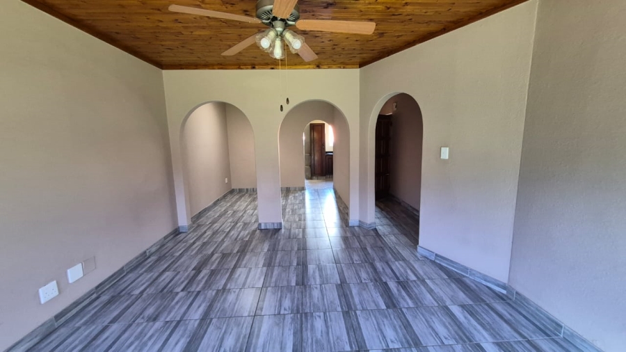 3 Bedroom Property for Sale in Birchleigh Gauteng