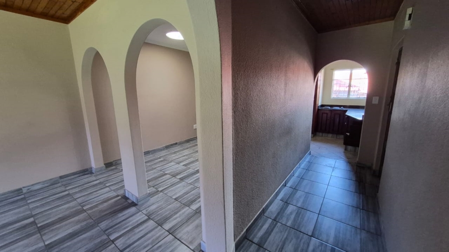 3 Bedroom Property for Sale in Birchleigh Gauteng