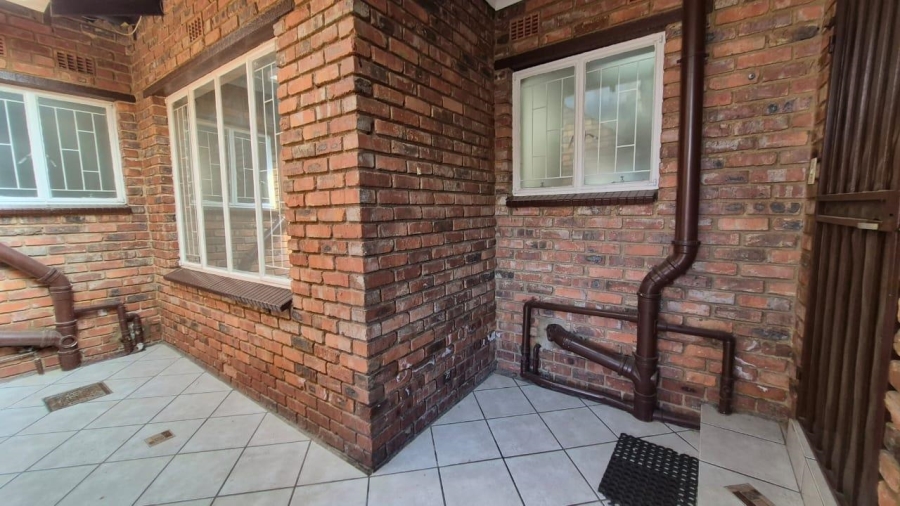 3 Bedroom Property for Sale in Birchleigh Gauteng