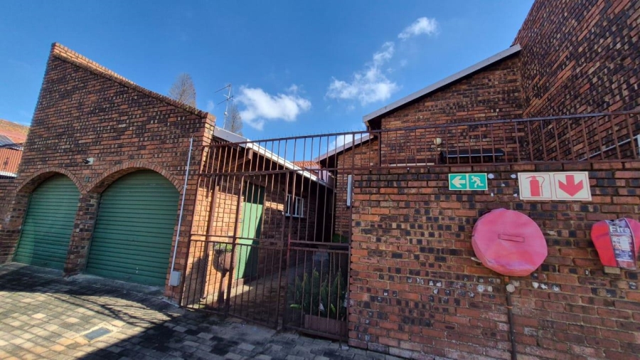 3 Bedroom Property for Sale in Birchleigh Gauteng