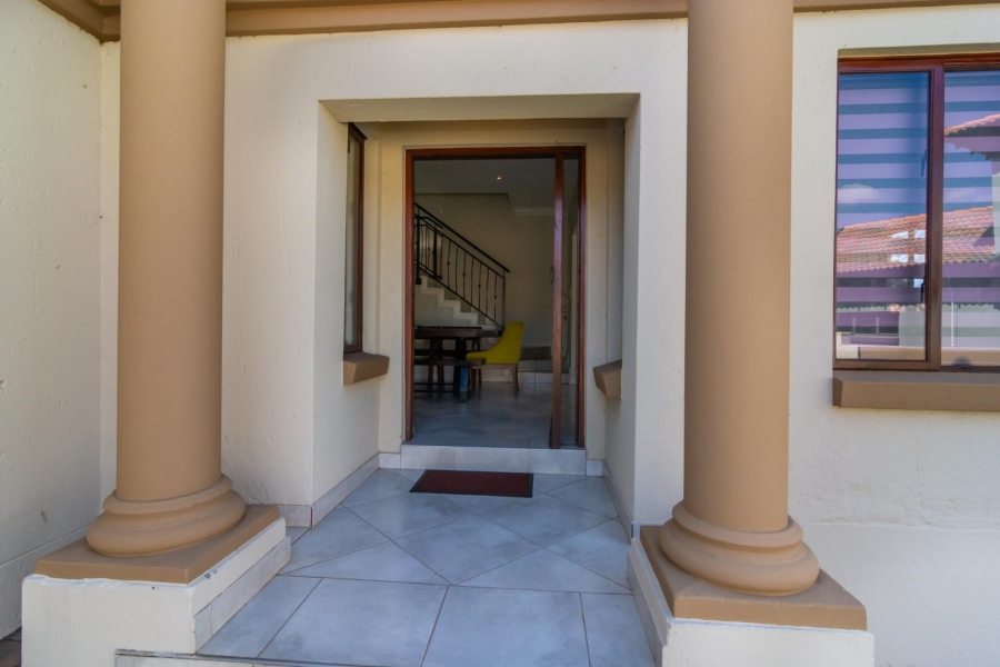 To Let 3 Bedroom Property for Rent in Homes Haven Gauteng