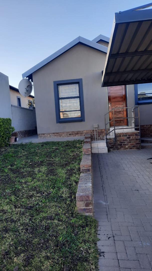To Let 3 Bedroom Property for Rent in Kosmosdal Gauteng