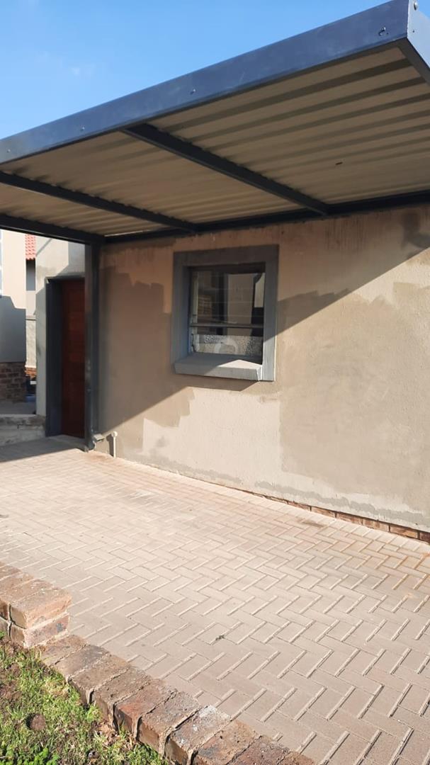 To Let 3 Bedroom Property for Rent in Kosmosdal Gauteng