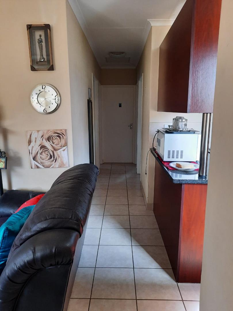 To Let 3 Bedroom Property for Rent in Kosmosdal Gauteng