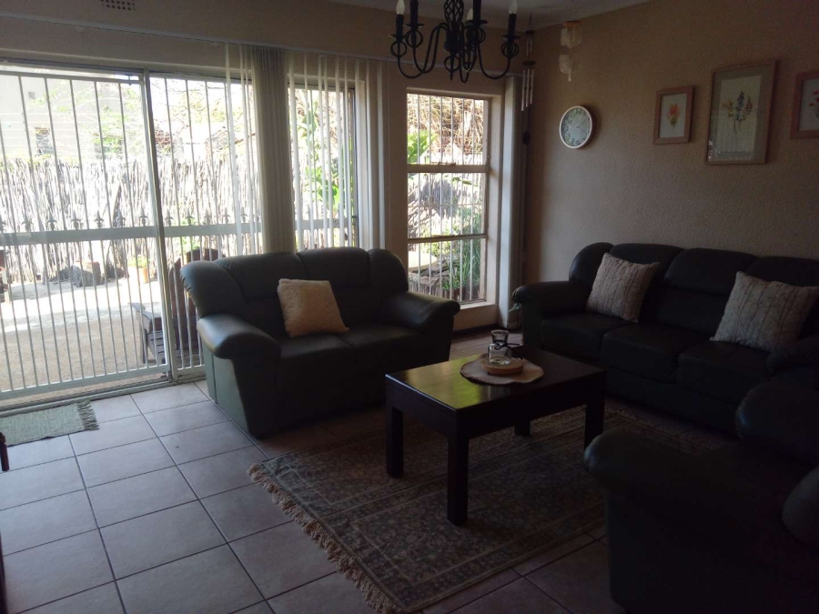 3 Bedroom Property for Sale in Brackenhurst Gauteng