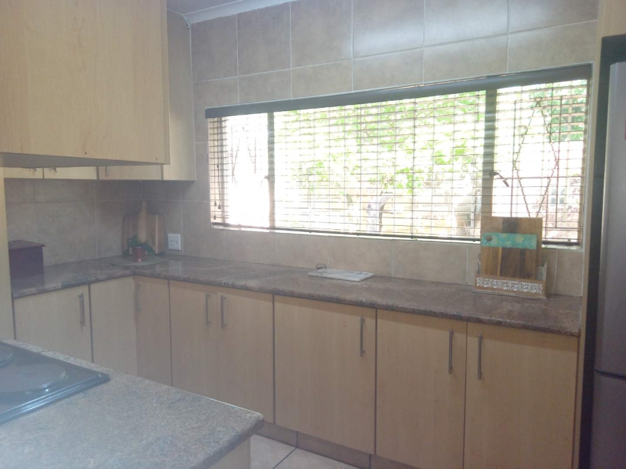 3 Bedroom Property for Sale in Brackenhurst Gauteng