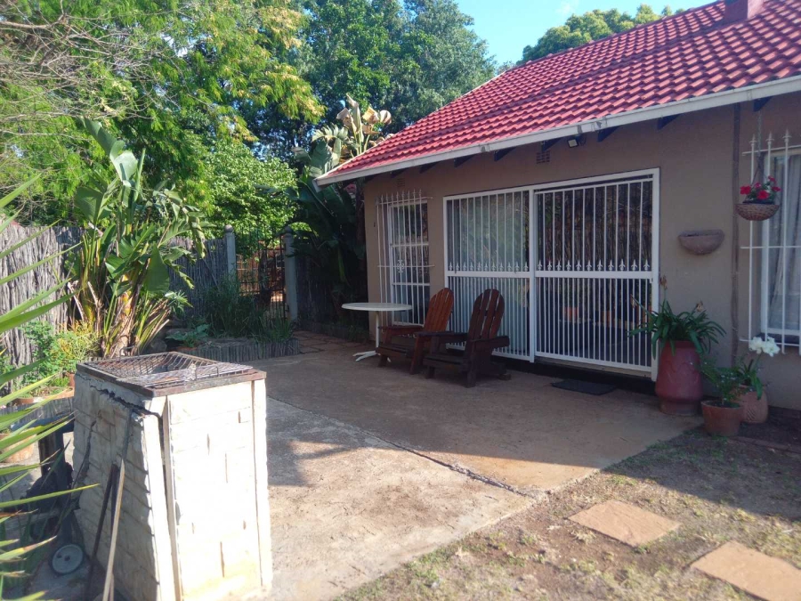 3 Bedroom Property for Sale in Brackenhurst Gauteng