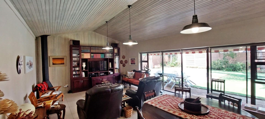 4 Bedroom Property for Sale in Alberante Gauteng