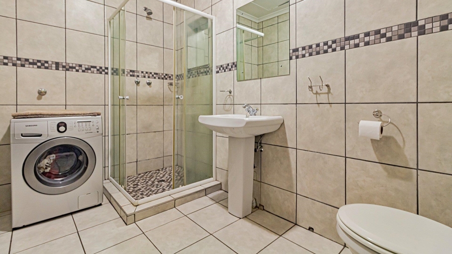 4 Bedroom Property for Sale in Alberante Gauteng