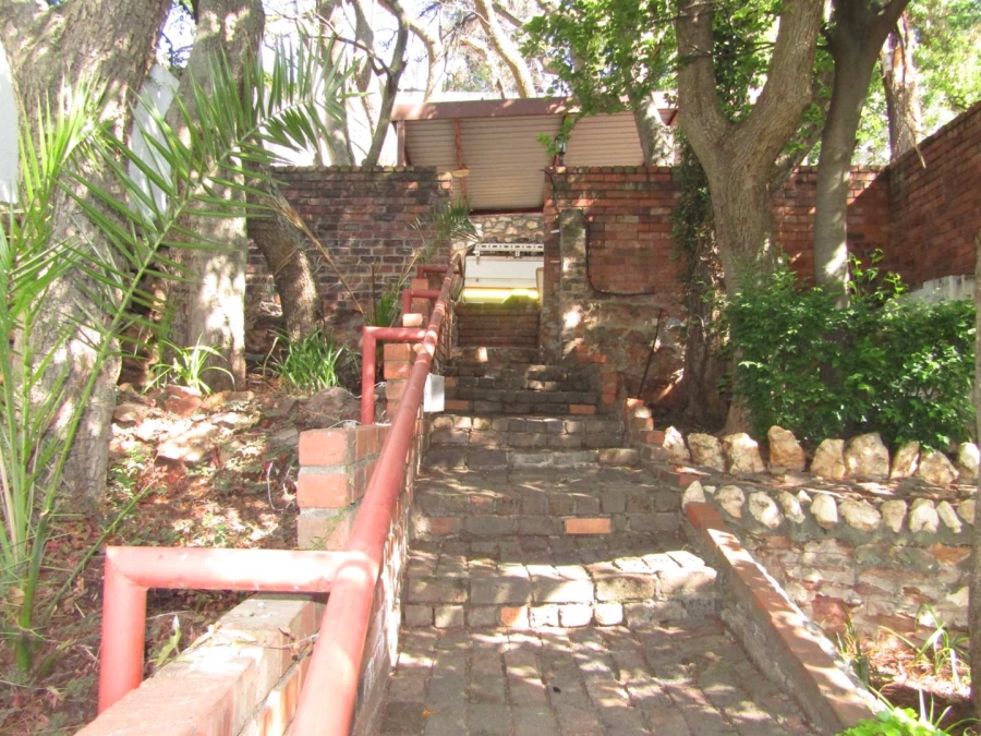 6 Bedroom Property for Sale in Houghton Gauteng