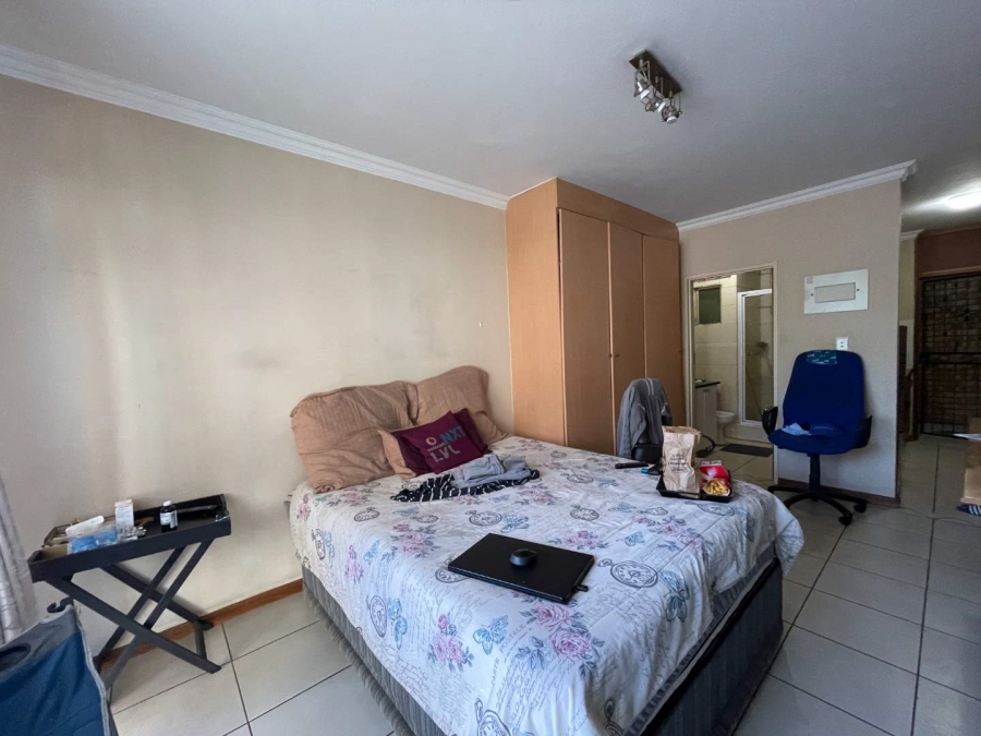 0 Bedroom Property for Sale in Hillcrest Gauteng