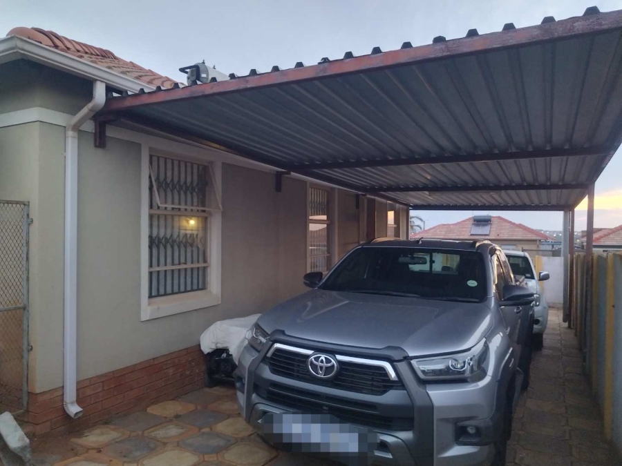 To Let 3 Bedroom Property for Rent in Rosslyn Gauteng