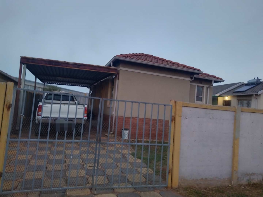 To Let 3 Bedroom Property for Rent in Rosslyn Gauteng