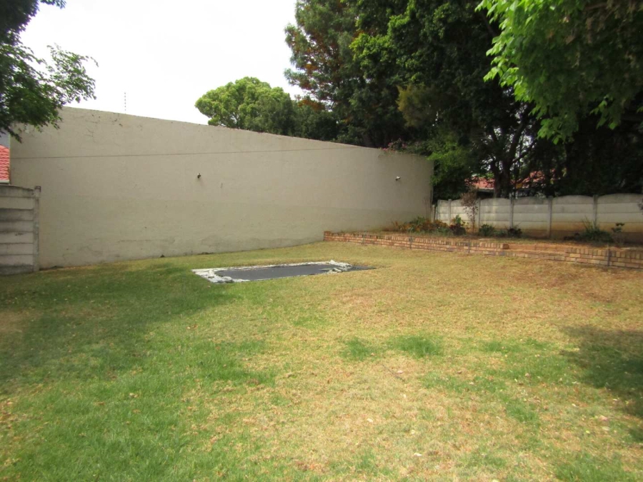 5 Bedroom Property for Sale in Sunningdale Gauteng