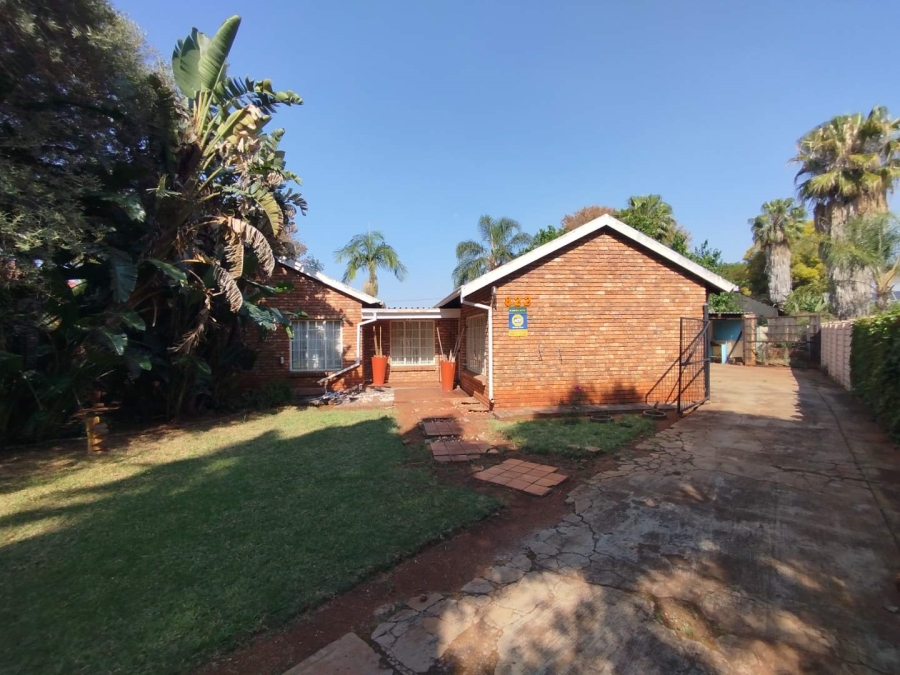 4 Bedroom Property for Sale in Doornpoort Gauteng