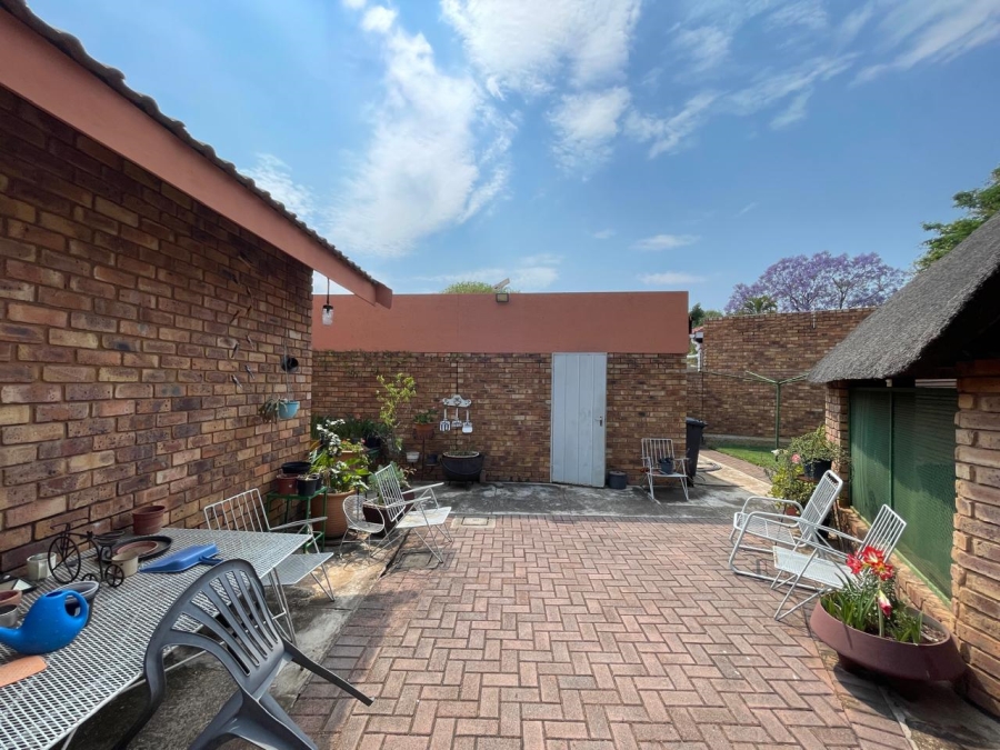 3 Bedroom Property for Sale in Theresa Park Gauteng