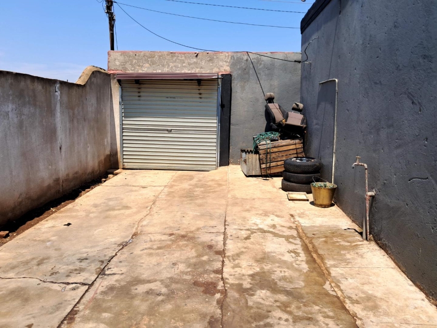 2 Bedroom Property for Sale in Ga-Rankuwa Gauteng
