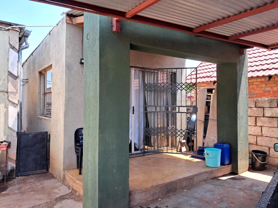 2 Bedroom Property for Sale in Ga-Rankuwa Gauteng