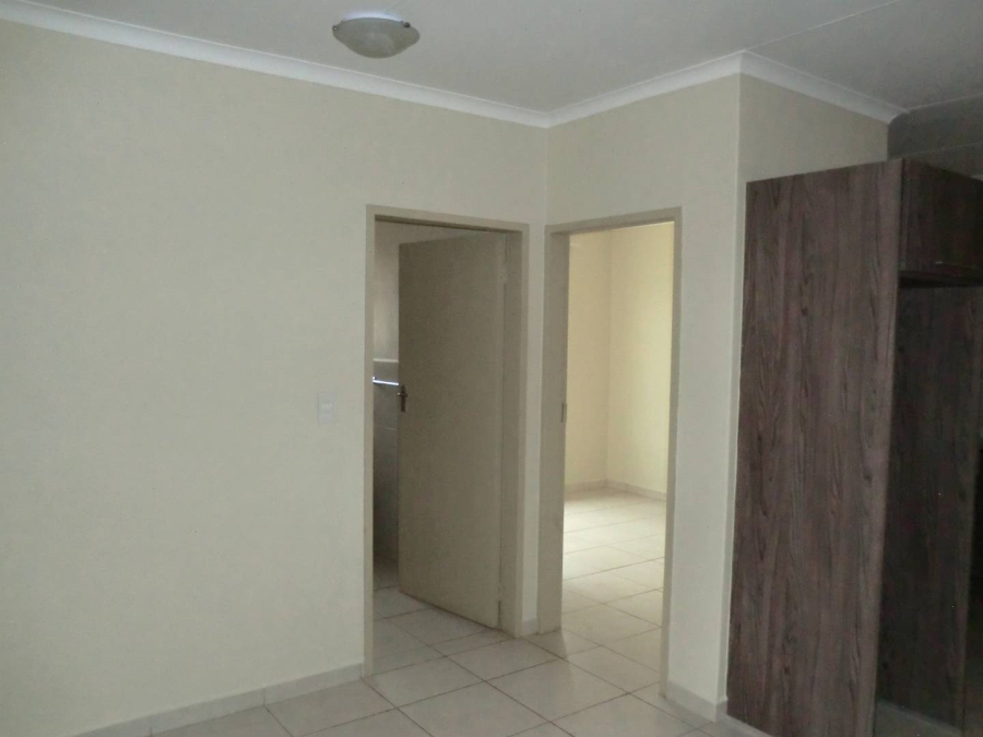 2 Bedroom Property for Sale in Norton Park Gauteng
