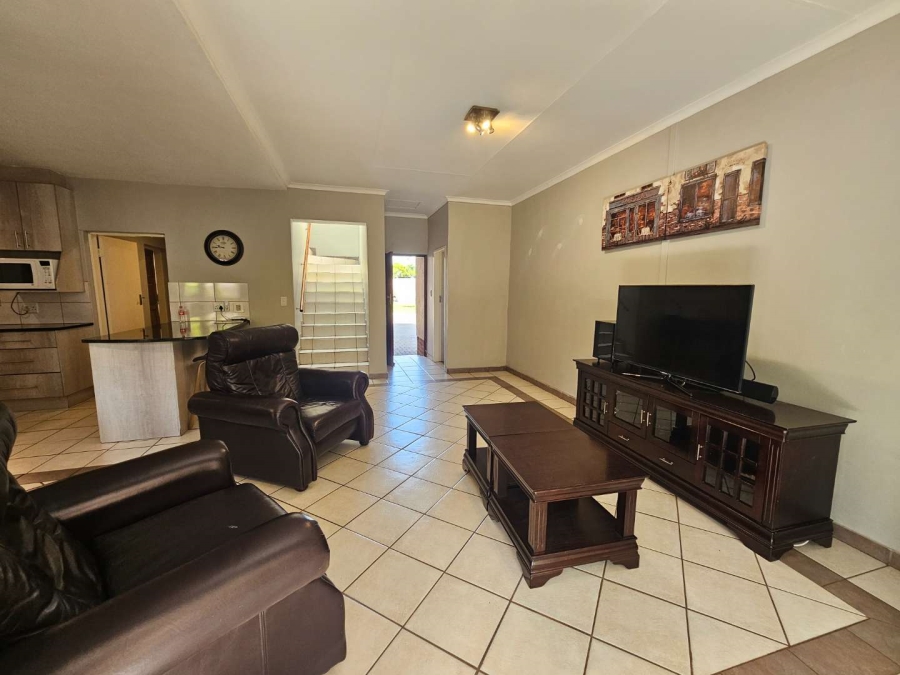 To Let 3 Bedroom Property for Rent in Woodhill Estate Gauteng