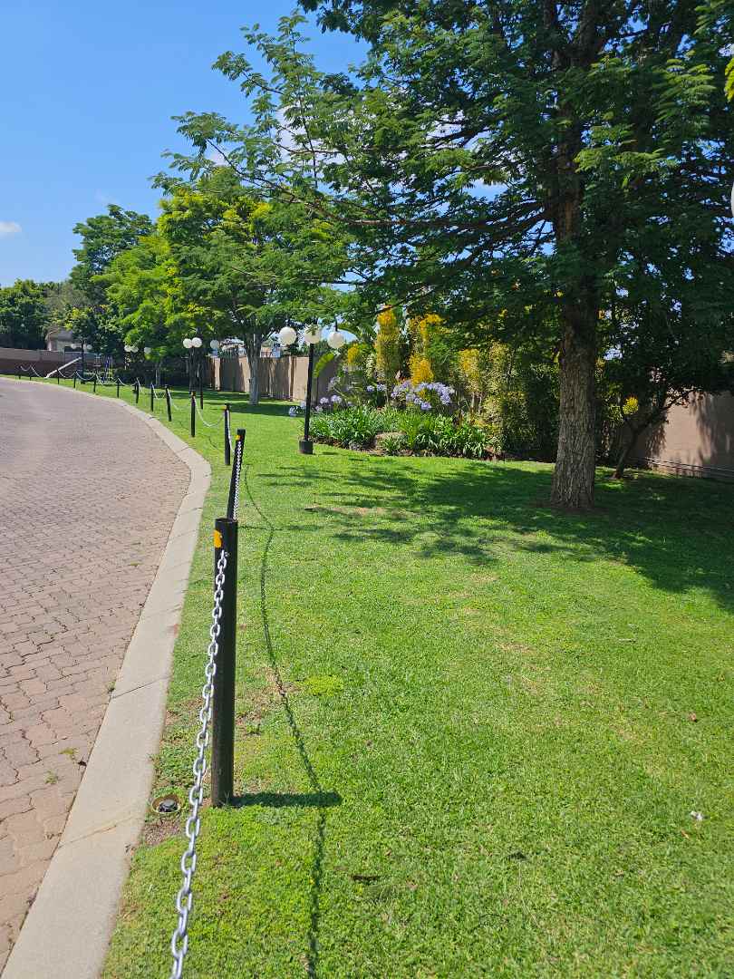 To Let 3 Bedroom Property for Rent in Woodhill Estate Gauteng