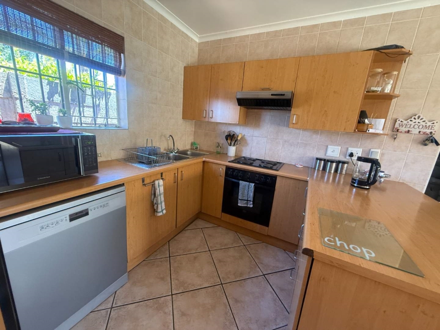 3 Bedroom Property for Sale in Radiokop Gauteng