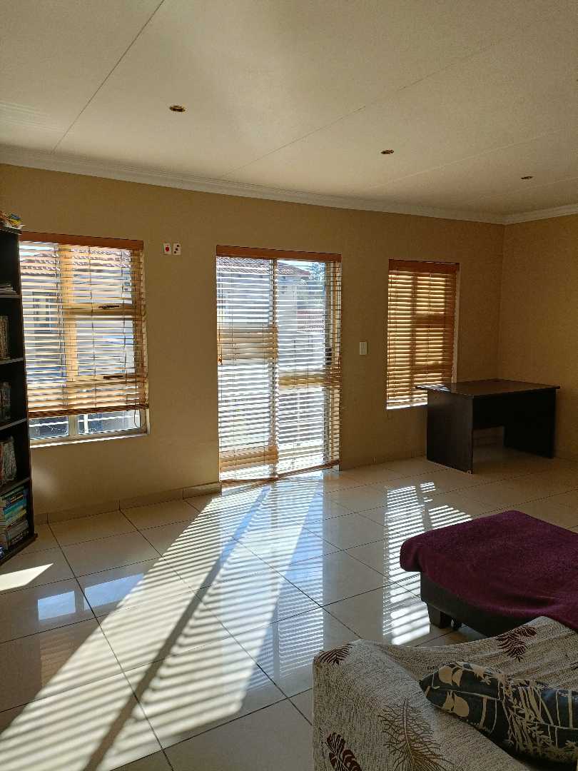 To Let 3 Bedroom Property for Rent in Montana Gauteng