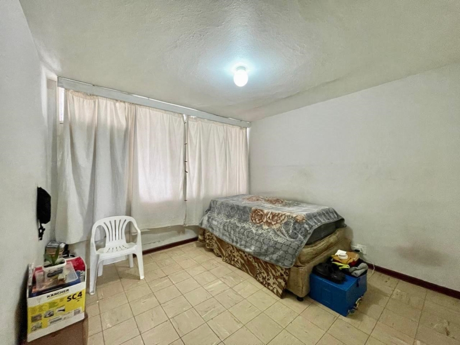 2 Bedroom Property for Sale in Gezina Gauteng