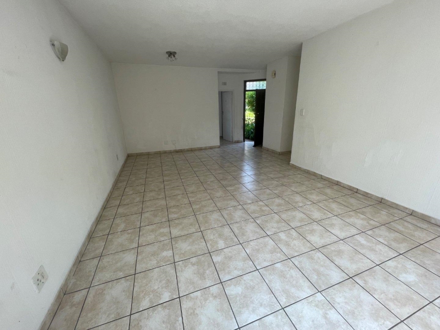 To Let 2 Bedroom Property for Rent in Sandown Gauteng