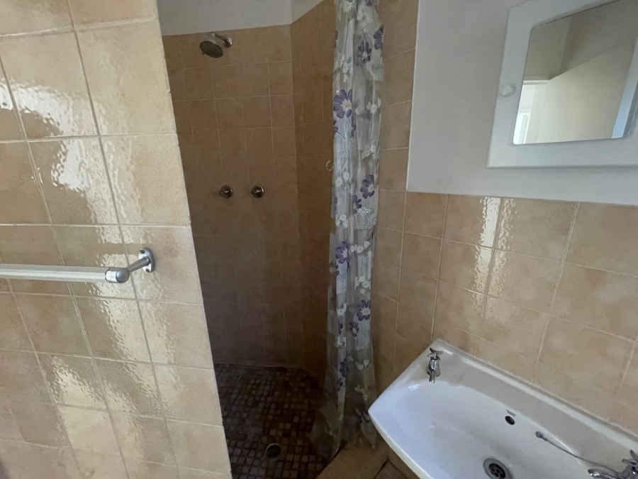 To Let 2 Bedroom Property for Rent in Sandown Gauteng