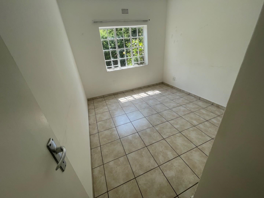 To Let 2 Bedroom Property for Rent in Sandown Gauteng