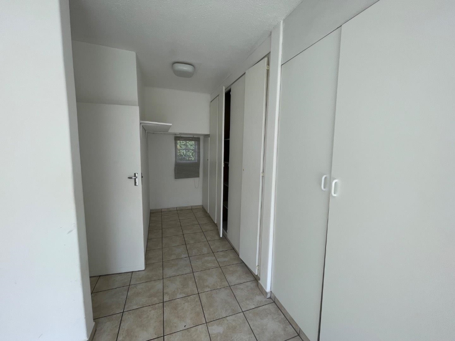 To Let 2 Bedroom Property for Rent in Sandown Gauteng
