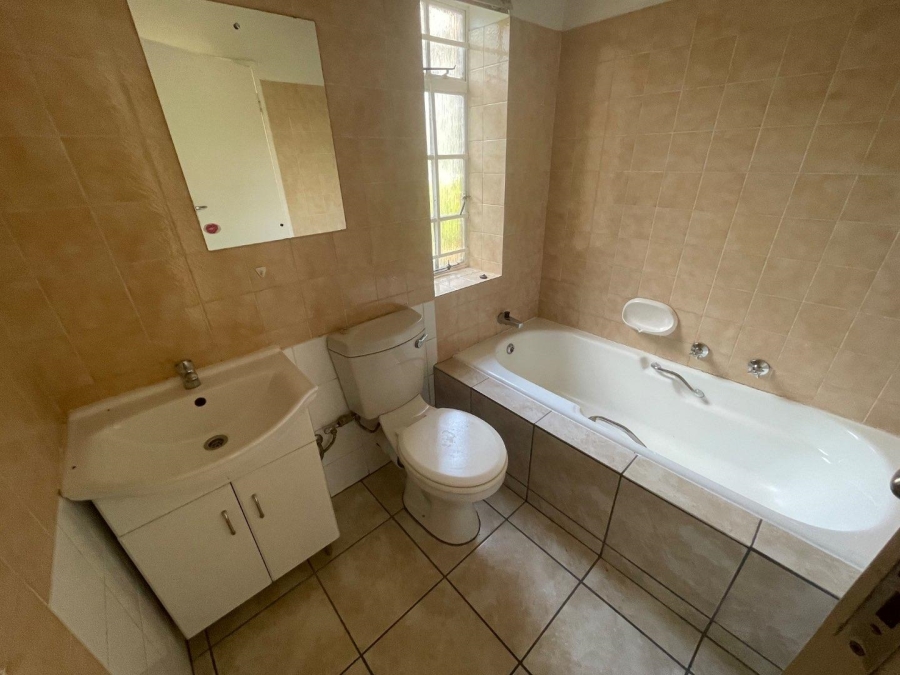 To Let 2 Bedroom Property for Rent in Sandown Gauteng