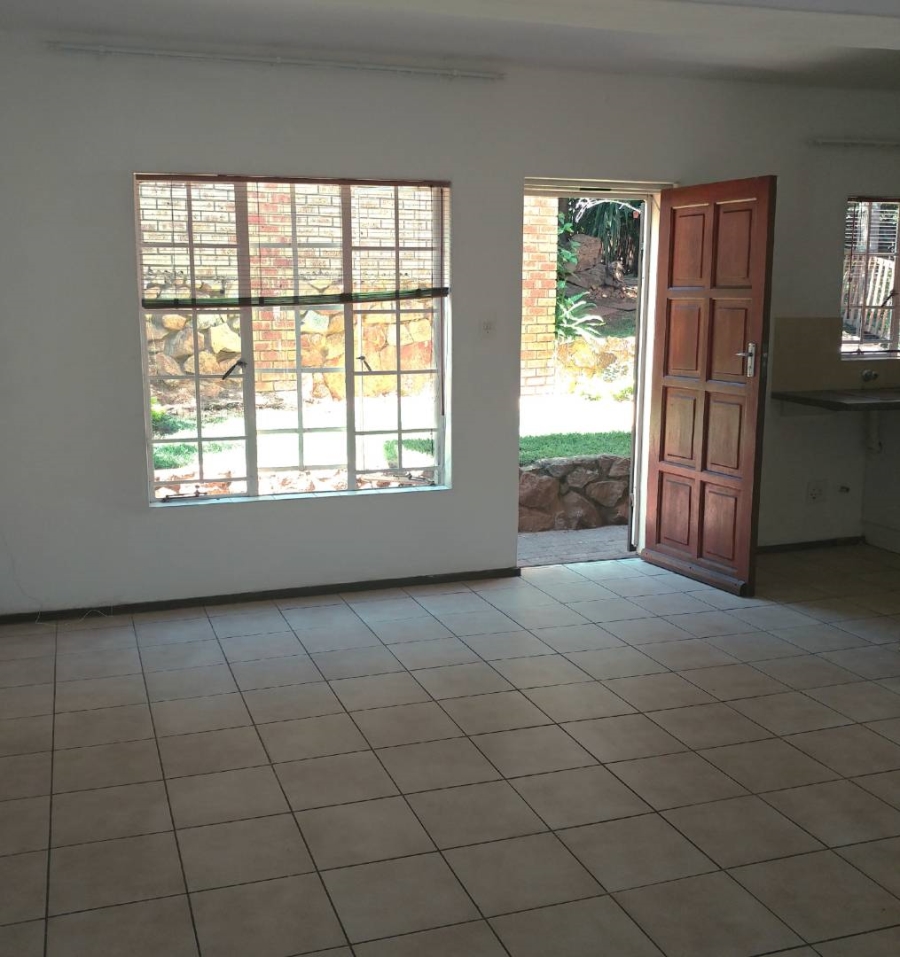 3 Bedroom Property for Sale in Val de Grace Gauteng