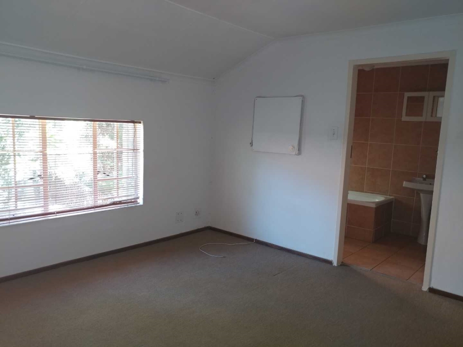 3 Bedroom Property for Sale in Val de Grace Gauteng